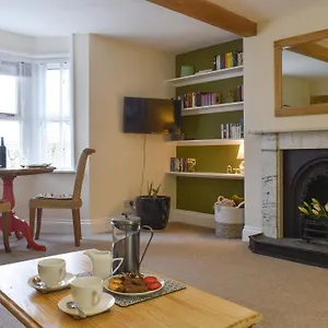 the-garden-apartment-whitby-yo21-1pa.yorkshirehotels.net/